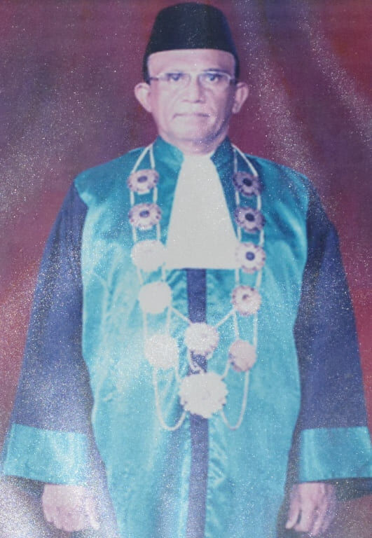 Drs. H.A. Karim A. Razak, S.H., M.H.
